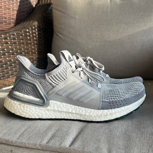 Adidas women’s ultraboost size 7, gray